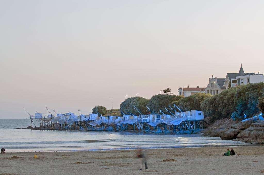 Brit Hotel Hermitage Royan Exterior foto
